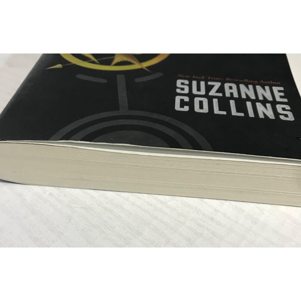 The Hunger Games By Suzanne Collins Scholastic 1st Edition - Picture 5 of 7